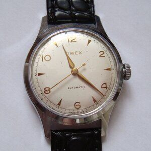 VINTAGE EARLY TTIMEX AUTOMATIC ,RUN GREAT